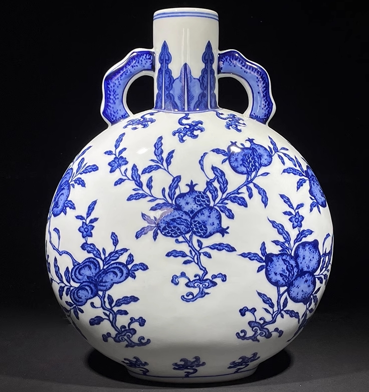 中国　古渡　青花　花文振出瓶　M　R6541 中国 古渡 青花 花文振出瓶 M R6541 中国 古渡 青花 花文振出瓶